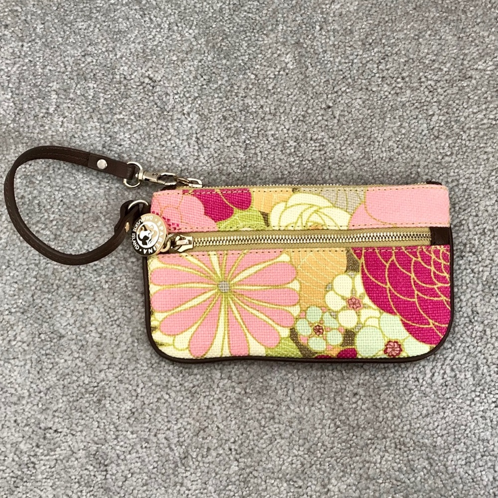 SALE!! ** Spartina wristlet